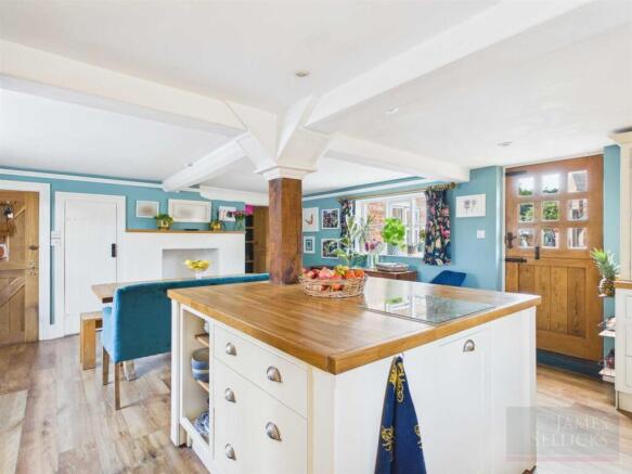 Open plan living kitchen