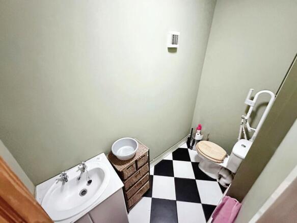 Photo 12