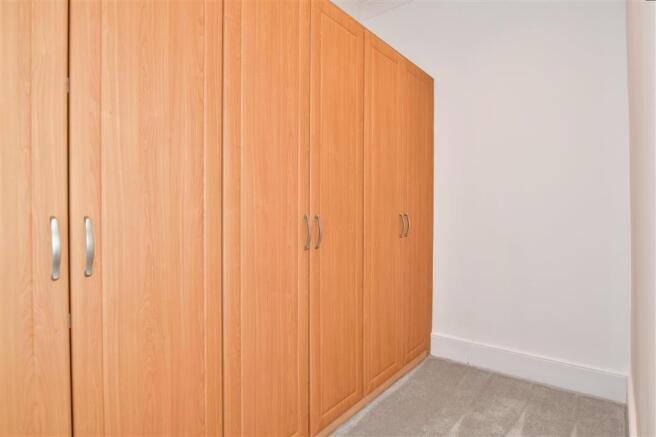 Walk-In Wardrobe