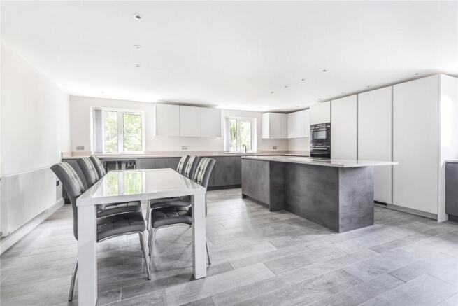 Kitchen/Dining Rm