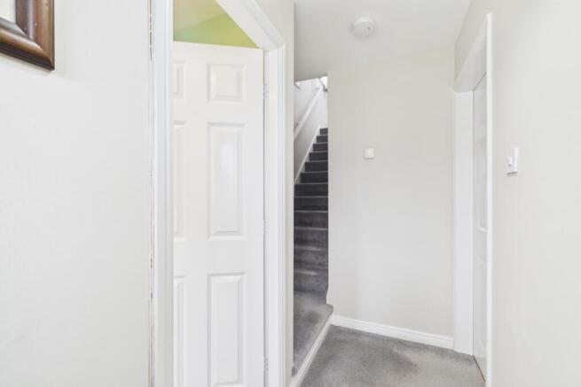 3 bed Semi-Detached for sale Image 10