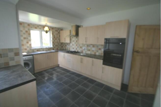Kitchen pic 2