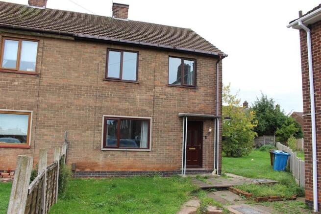 3-bed semi-detached on Depedale Avenue, Borrowash, £185,000