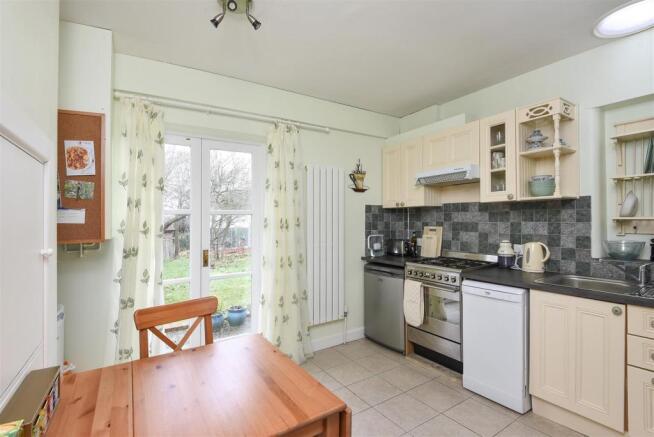 Annexe Kitchen/dining.. 16JPG