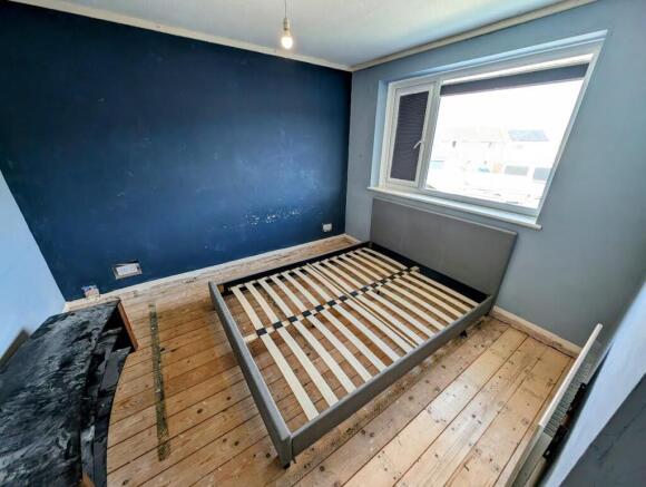 75 Cherington bed 2 a.jpg
