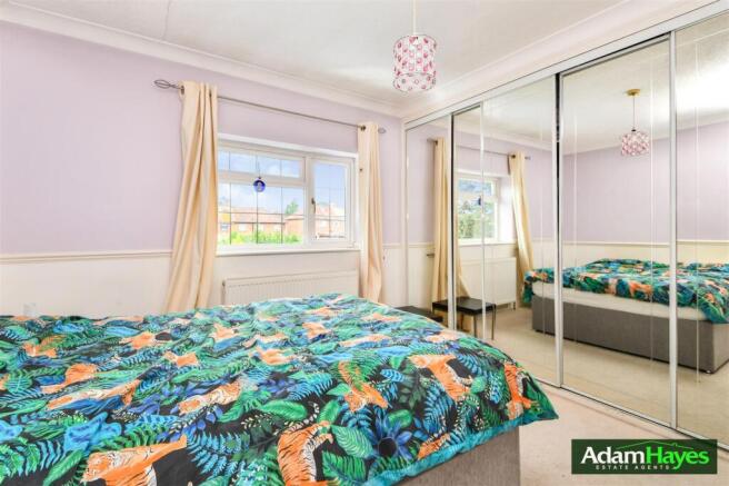 Edwyn Close, Barnet, EN5 photo 4