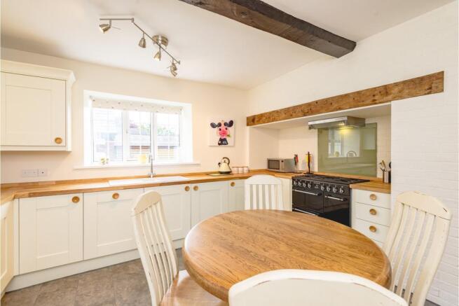 Kitchen / Breakfast
