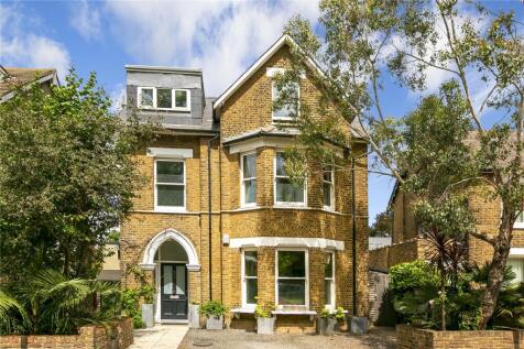 Mortlake Road, Kew, Surrey, TW9