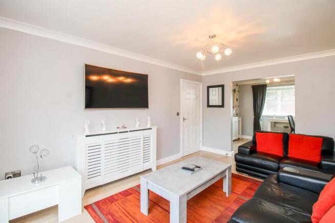 2 bed Detached Bungalow for sale Image 7