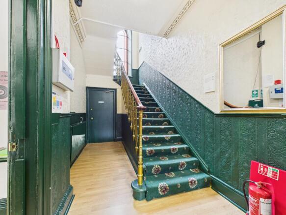 CAM03185G0-PR0122-STILL009