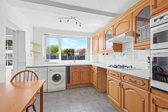 Kitchen_1.jpeg