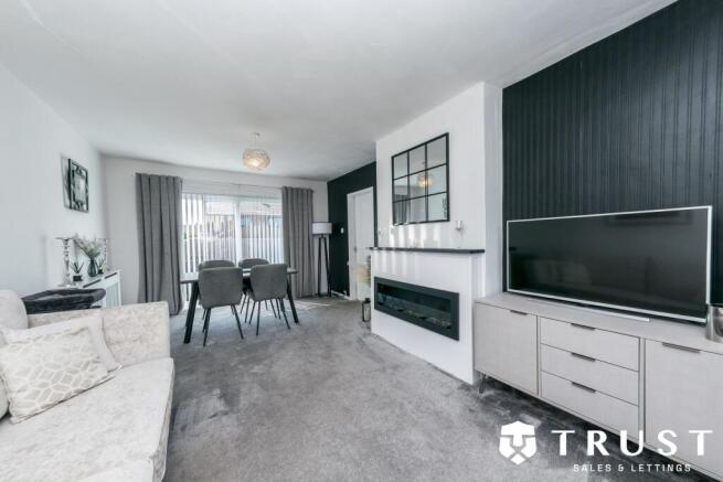 3 bed Semi-Detached for sale Image 4