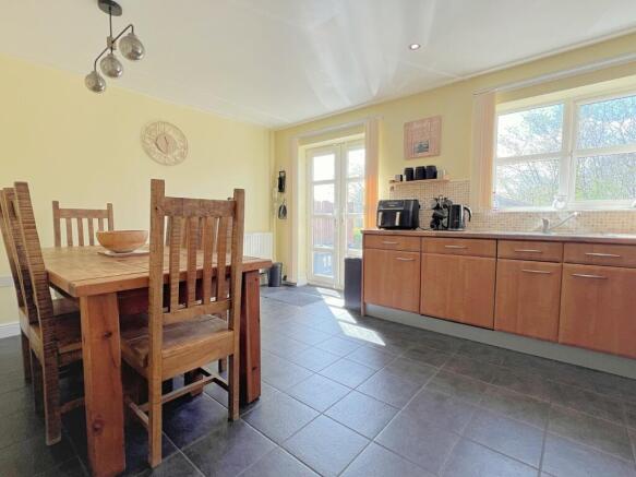 Dining Kitchen