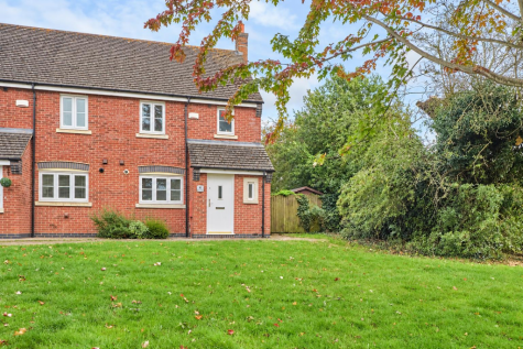 Gold Close, Hinckley