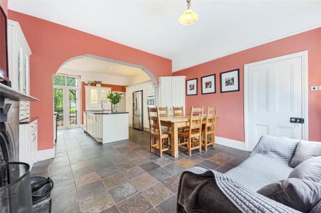 Kitchen/Dining Area