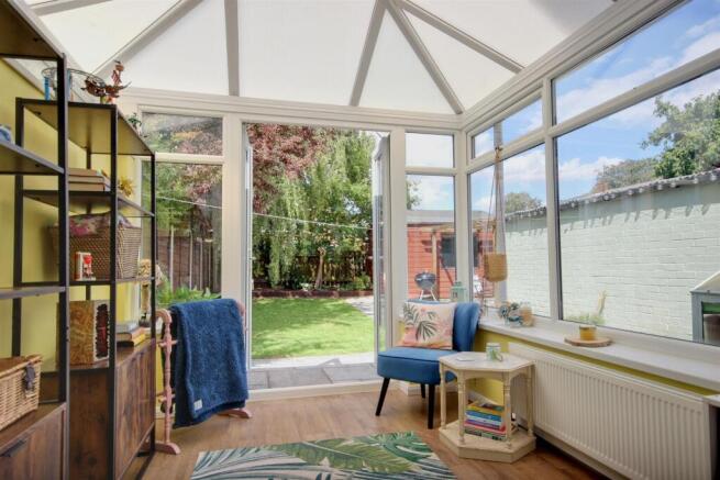 3 bed Semi-Detached for sale Image 5
