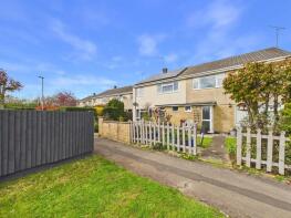 20, Cranwell Close, Chippenham SN14 0QG