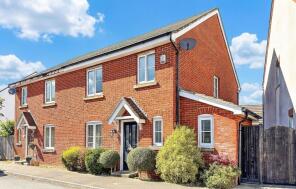 11, Roman Avenue, Littlehampton BN16 4GH