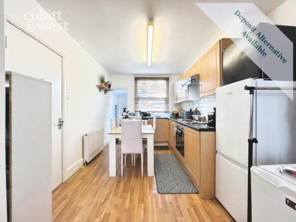 Kitchen/Breakfast...