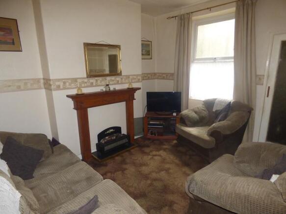 Middle Room
