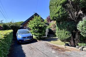 1 Manor Side, Dinting Road, Glossop SK13 7DS