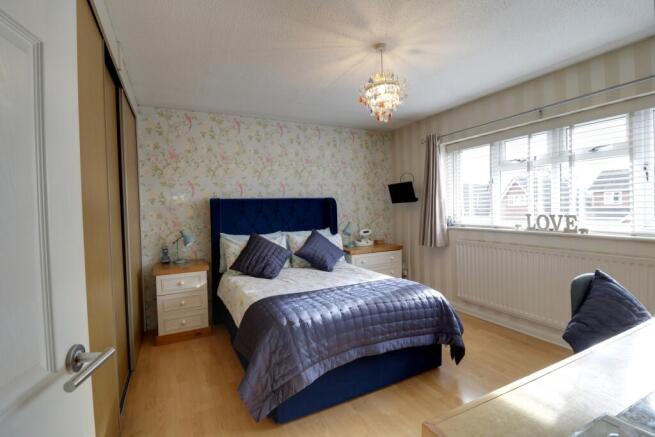 Bed 1 a