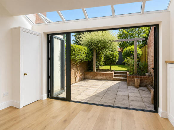 SS21 Doors