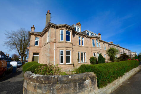 44 Carrick Road, Ayr, KA7 2RB