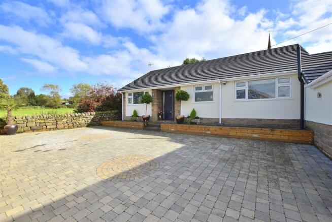 Frontage & Driveway