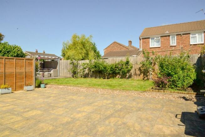 Rear Garden 8.jpg