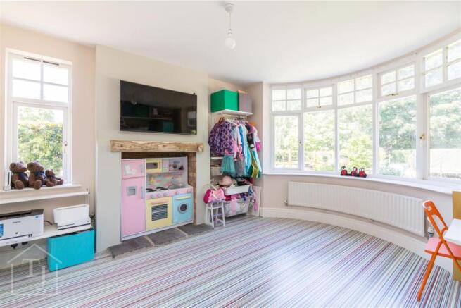 Sitting Room / Playroom