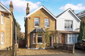 8, Dudley Road, Walton-on-thames KT12 2JT