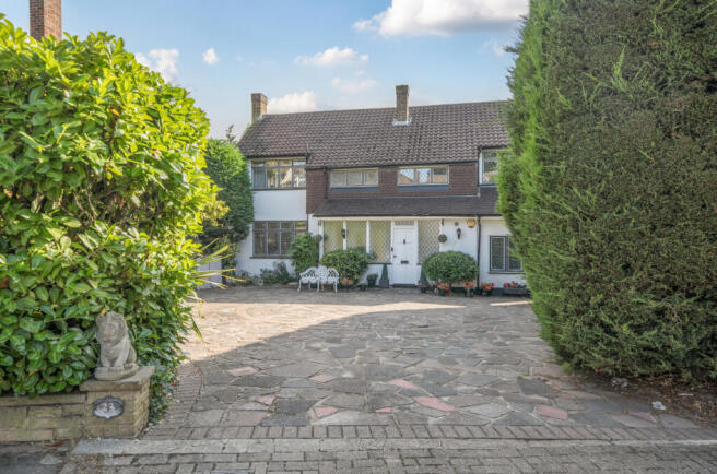 1342634-39-68a645...