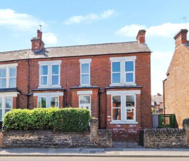 19 Station Road, Carlton, Nottingham, NG4 3AT