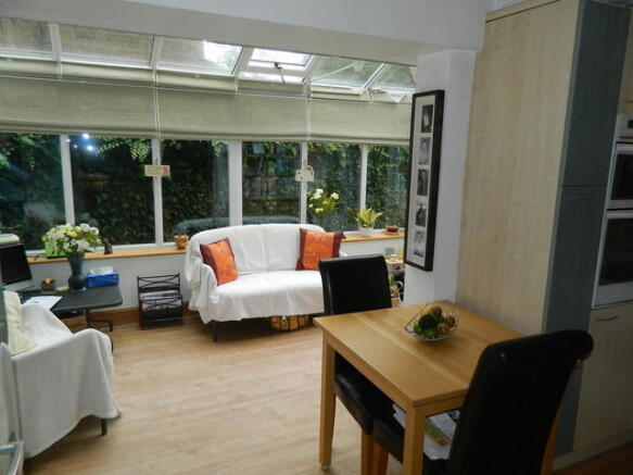 kitchen/breakfast room