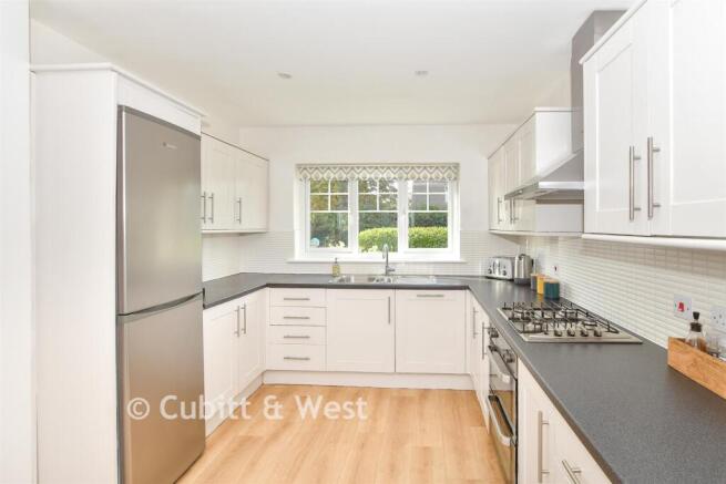 Kitchen/ Breakfast Room