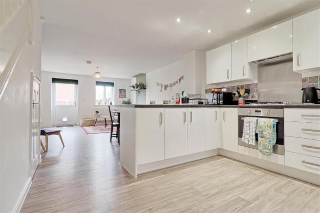 Kitchen.jpg