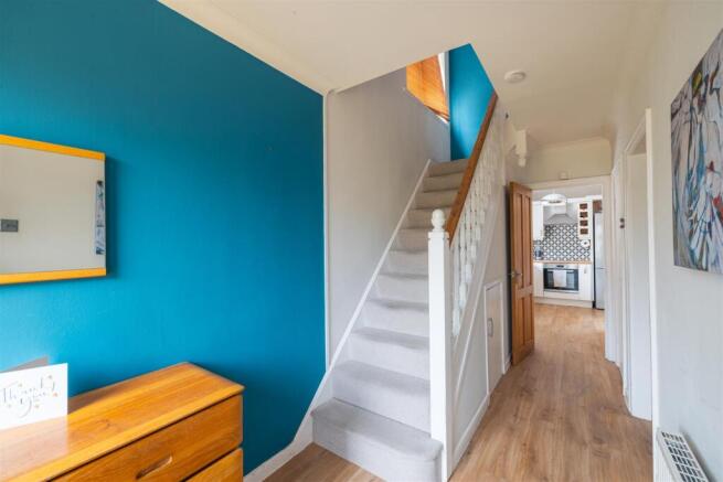 Abbots Way, Neston, Cheshire photo 4