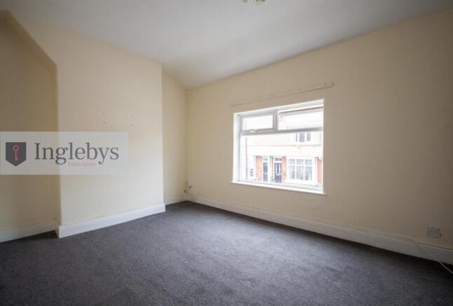 2 bed Terraced for sale Image 9