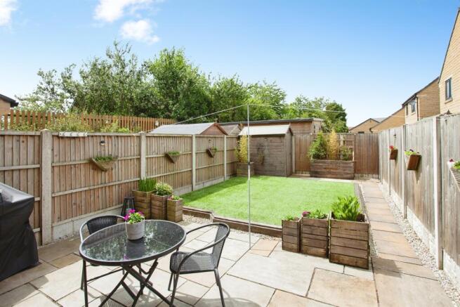 4 bed Town House for sale Image 5