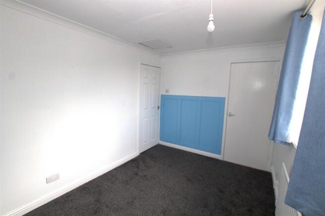 3 bed End of Terrace to rent Image 9