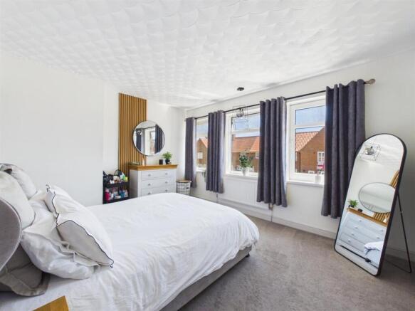3 bed Terraced for sale Image 6