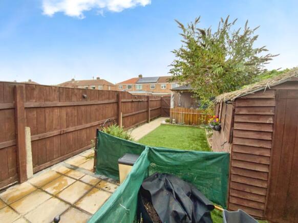3 bed Terraced for sale Image 11