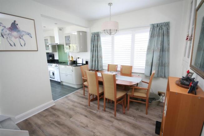 Dining Room.JPG