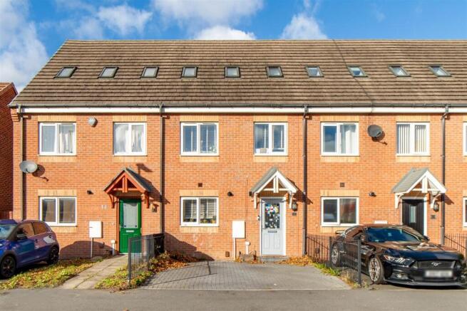 4-bed terraced on Druridge Drive, Newcastle Upon Tyne, NE5, £190,000
