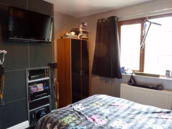 Photo 8