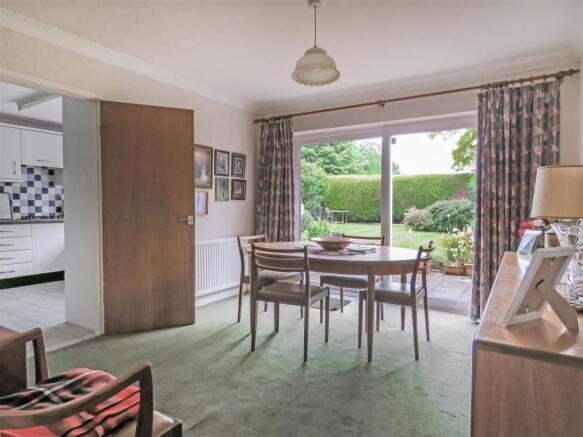 Dining Room.JPG