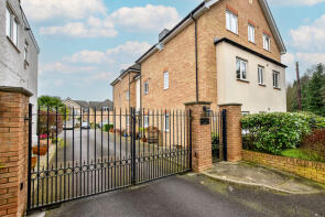 9, 22 Midsummer Lodge, Sheepcot Lane, Watford WD25 0AF