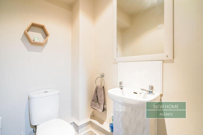 4 bed Terraced for sale Image 9