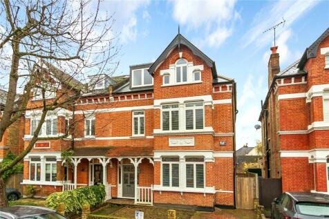 St. Stephens Gardens, St Margarets, Twickenham, TW1